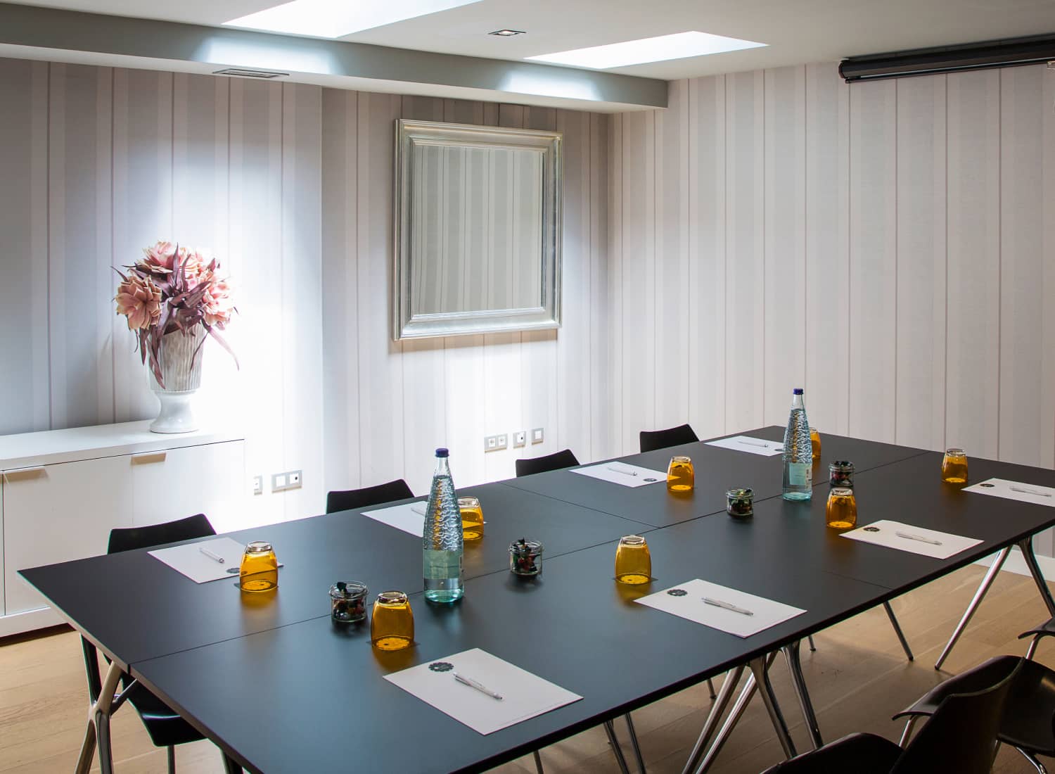 QGAT- Salas-business_Eventos-empresas-Consell-B-01