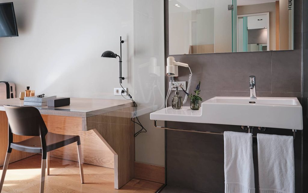 Habitacion-doble-con-balcon
